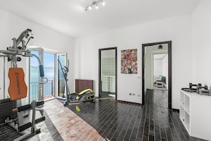 Family Villa, 3 Bedrooms, Balcony, Mountainside (Lago Azzurro Infinity View) | Kemudahan kecergasan