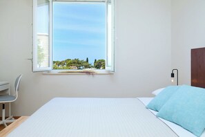 Apartment (1 Bedroom) | 1 bedroom, in-room safe, iron/ironing board, bed sheets - Evergreen Escape (Dubrovnik)