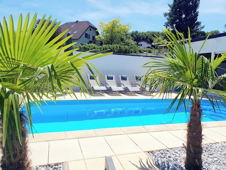 Outdoor pool. Luxury Vienna