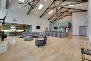 House (Multiple Bedrooms) | Interior