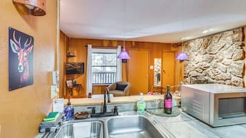 Apartment (1 Bedroom) | Interior