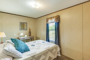 Cottage (2 Bedrooms) | Interior