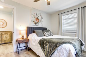 Hus (3 Bedrooms) | 3 soverom, strykejern/-brett og sengetøy