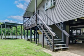 House (3 Bedrooms) | Interior - Home on Blood River - Private Dock & Spacious Deck (Springfield)