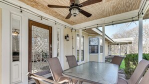 บ้านพัก (2 Bedrooms) | ภายใน