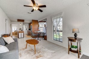 House (2 Bedrooms) | Interior - Charming Austin Home on 2 Acres: BBQ & Yard! (Austin)