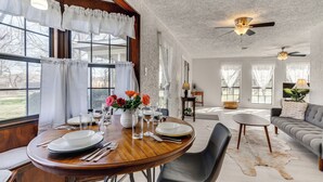 บ้านพัก (2 Bedrooms) | ภายใน