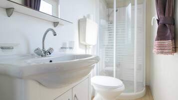 Bungalow | Bathroom