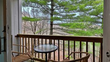 Condo, 3 habitaciones | Áreas de la propiedad