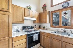 Condo, 2 Bedrooms | Private kitchen - 2009 Chamonix Lane 2 Bedroom Condo by RedAwning (Vail)