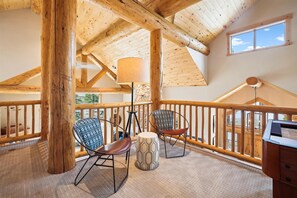 Maison, 4 chambres | Intérieur