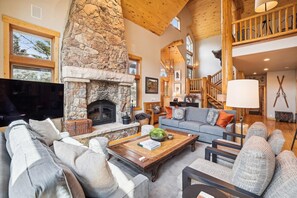 Maison, 4 chambres | Coin séjour