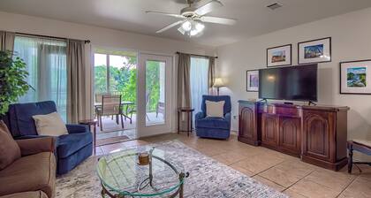 Ww H202 Mather Street Retreat 2 Bedroom Condo by RedAwning