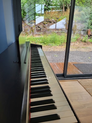 Interior - Gîte 4/6/8 Pers. - Pleine Nature, Proche Puy-de-dôme, Vulcania et Lemptegy (Gelles)