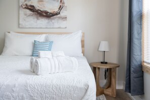 1 室のベッドルーム、WiFi (無料)、ベッドシーツ