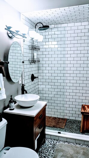 Hair dryer, towels, soap, shampoo