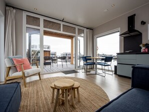 活动屋 | 起居区