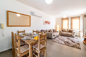 Dining - Steni Views Apartment (Poli Chrysochous)