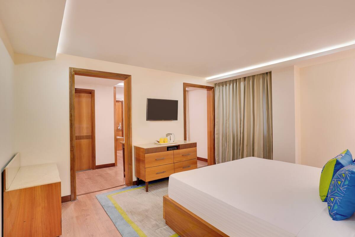 Deluxe Suite | Phòng cách âm, bàn ủi/dụng cụ ủi quần áo 