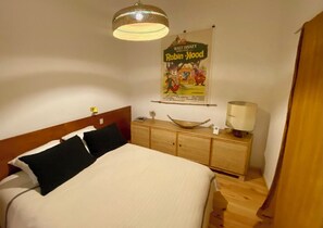 5 makuuhuonetta, silitysrauta/-lauta, vauvan matkasänky, ilmainen Wi-Fi