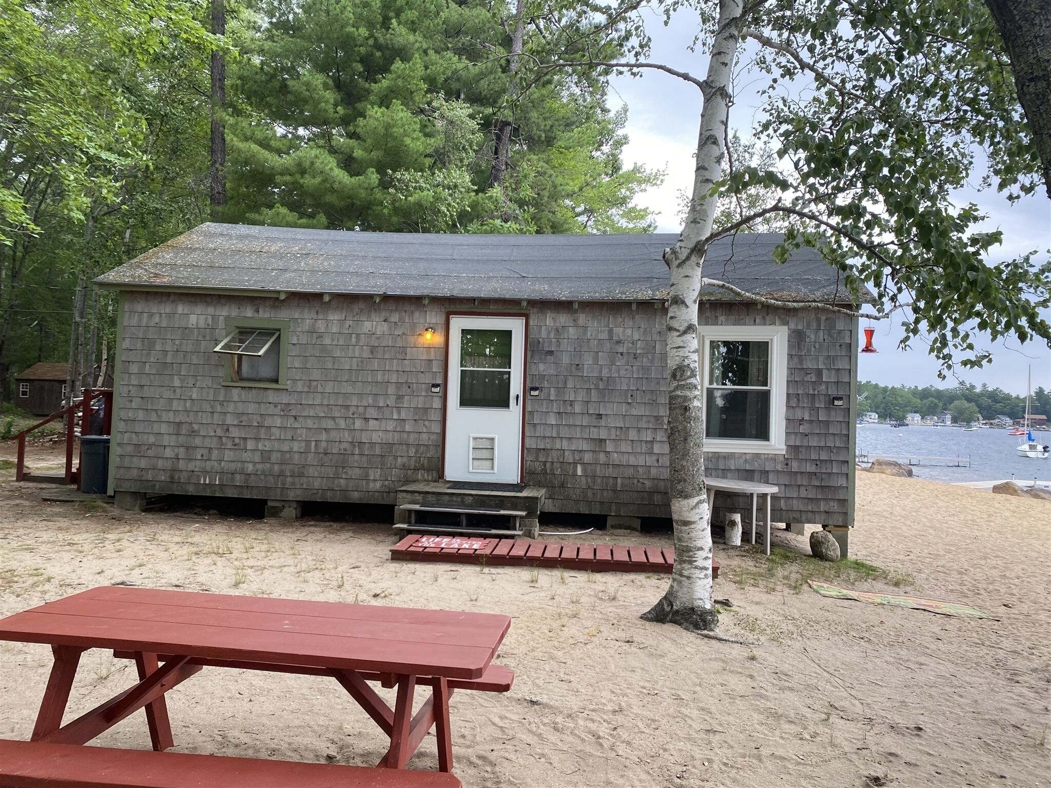 Beachfront Cottage on Sebago Lake
