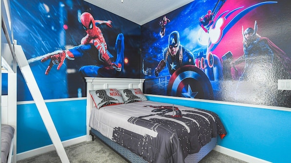 5 bedrooms, iron/ironing board, WiFi, bed sheets