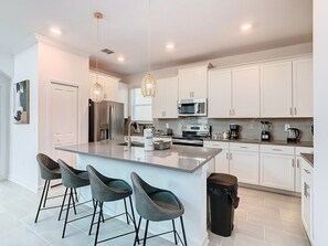Fridge, microwave, oven, stovetop - Last Minute Disney Getaway! Villa with Private Pool & Hot Tub. Book Now! #111755 (Orlando)
