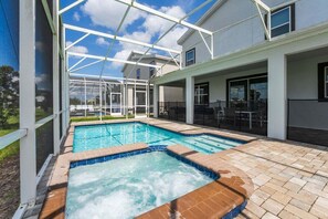 A heated pool - Last Minute Disney! Private Pool, Hot Tub, Game Room & Themed Bedrooms. Book Now! #113697 (Orlando)