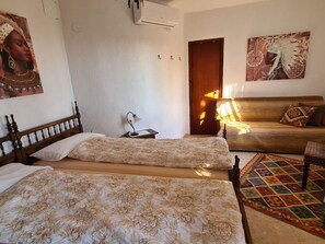 บ้านพัก | 4 ห้องนอน, ตกแต่งพิเศษโดยเฉพาะ, เตารีด/โต๊ะรีดผ้า