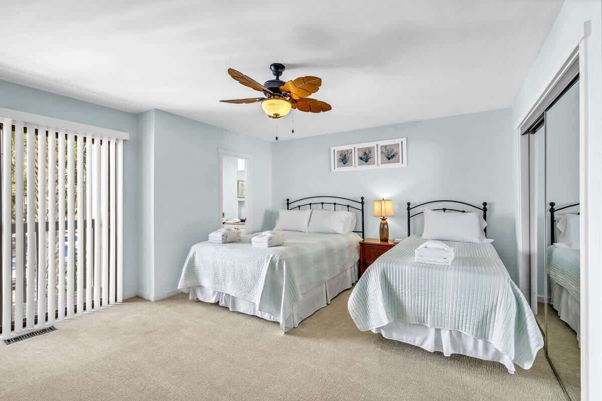2 chambres, fer et planche à repasser, Wi-Fi gratuit, draps fournis