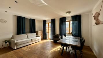 Apartment | Living room
