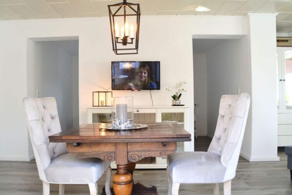 Dining - Apartment in Neustadt am Rubenberge (Neustadt am Ruebenberge)