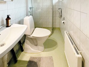 House | Bathroom - 4 Star Holiday Home in Hjalteby-by Traum (Hjaelteby)
