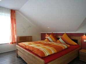 Apartment | 3 bedrooms - Strandhus Sellin - House 1 (Sellin)