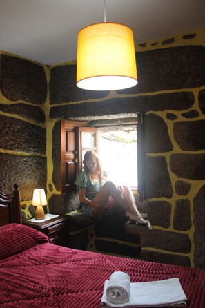 Traditional Cottage, 2 Bedrooms, Fireplace, Mountain View | Individually decorated, individually furnished, cribs/infant beds - GerêsTER (Terras de Bouro)