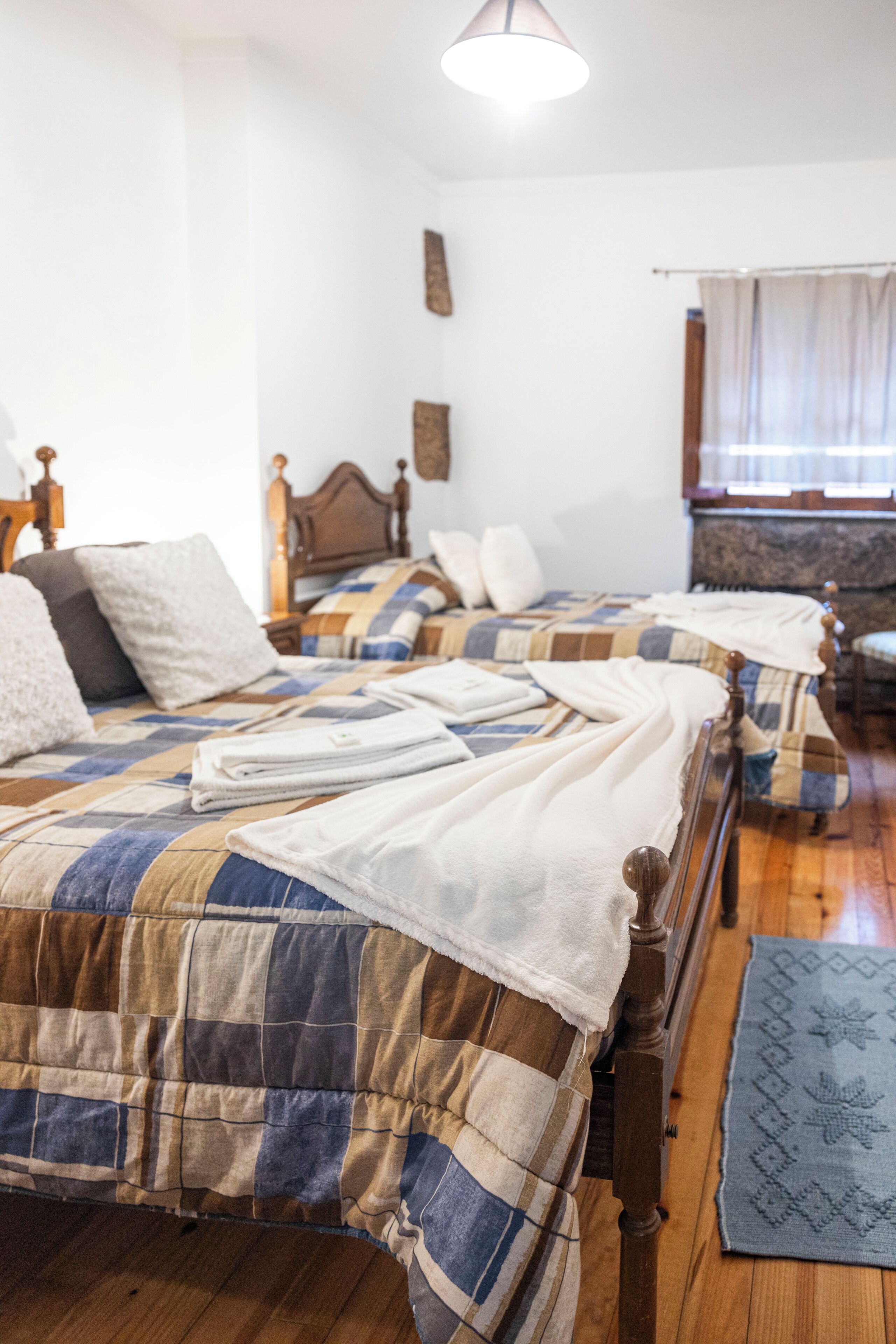 بديكورات فريدة لكل غرفة وطراز فريد لكل وحدة وأسرّة أطفال/رضّع