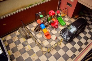 Property grounds - Two bedroom apartment in Nairobi  (Nairobi)