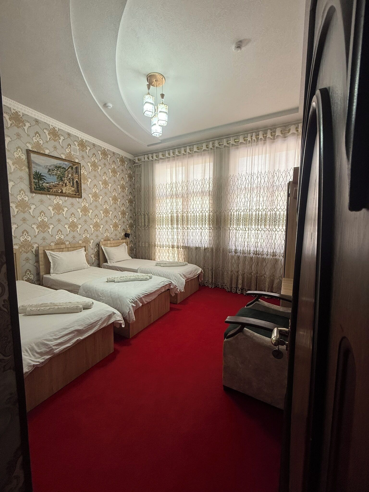 Desk, laptop workspace, free WiFi