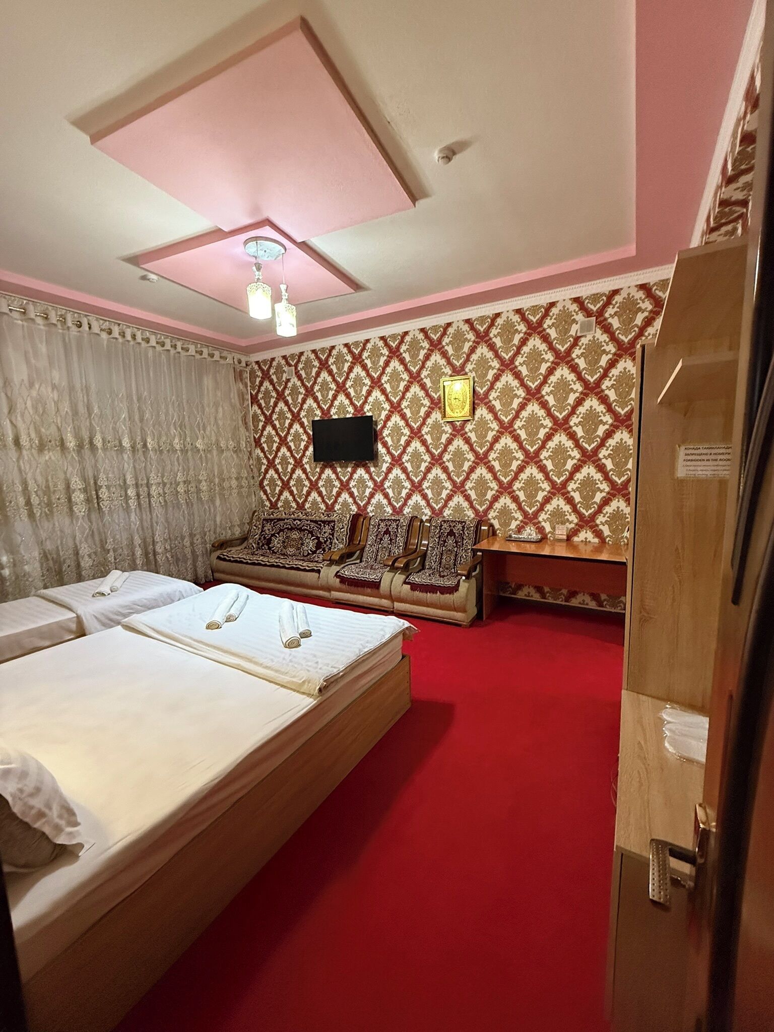 Desk, laptop workspace, free WiFi