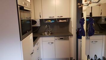 Apartment | Private kitchen