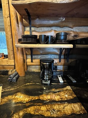 Interior - Bear Bottom Cabin! HUGE POND AND HOT TUB, KAYAKE, PADDLE BOAT, AND PADDLE BOARD! (Compton)