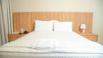 1 quarto, Wi-Fi de cortesia, roupa de cama