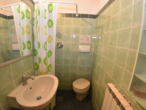 House | Bathroom - Lucca Central Garden Cottage (Lucca)