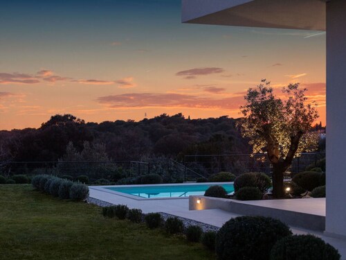 Sealine Comfortable Holiday Residence