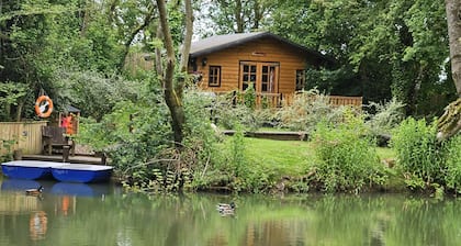 Inviting 1-bed Cabin in Newmarket