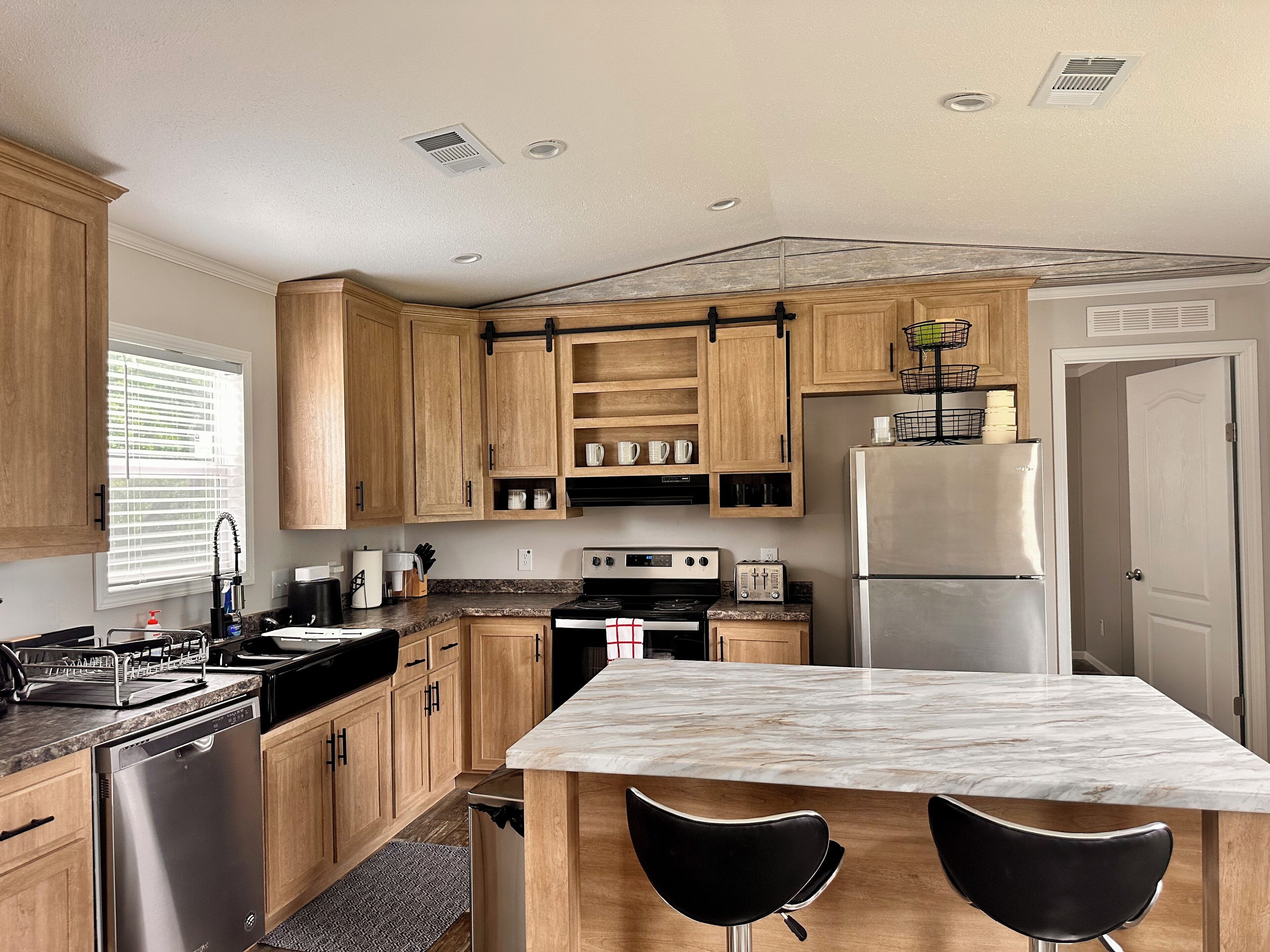 Microwave, oven, stovetop, dishwasher