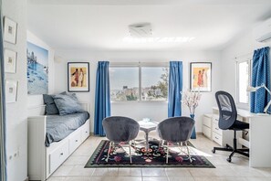 2 Schlafzimmer, Bügeleisen/Bügelbrett, Internetzugang, Bettwäsche