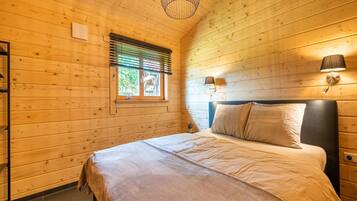 Ferienhaus | 2 Schlafzimmer, individuell eingerichtet, Bettwäsche