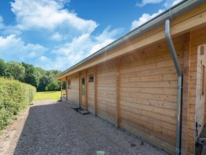 Exterior - Holiday Home in Limburg With Terrace (Schinnen)