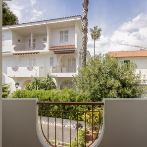 Apartment | 2 bedrooms - Quiet Apartment by Wonderful Italy (Sanremo)